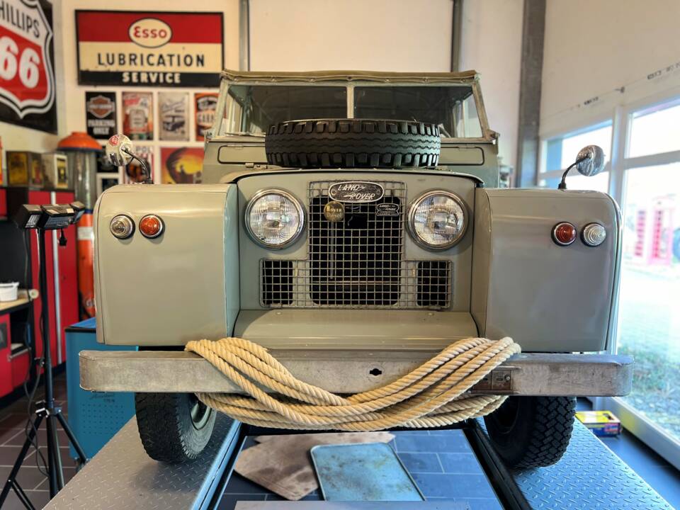 Bild 1/4 von Land Rover 88 (1966)
