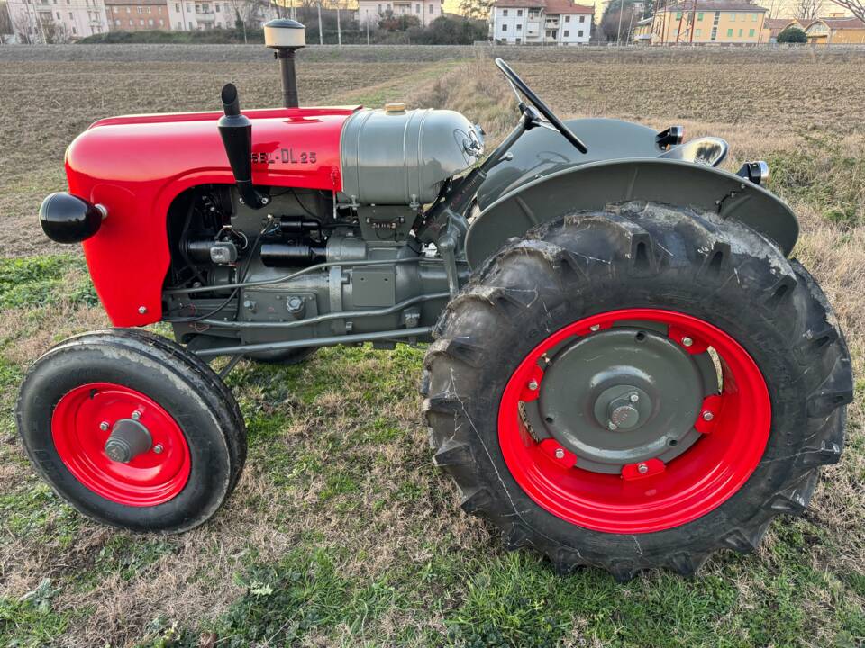 Bild 4/45 von Lamborghini DL 25 (1955)