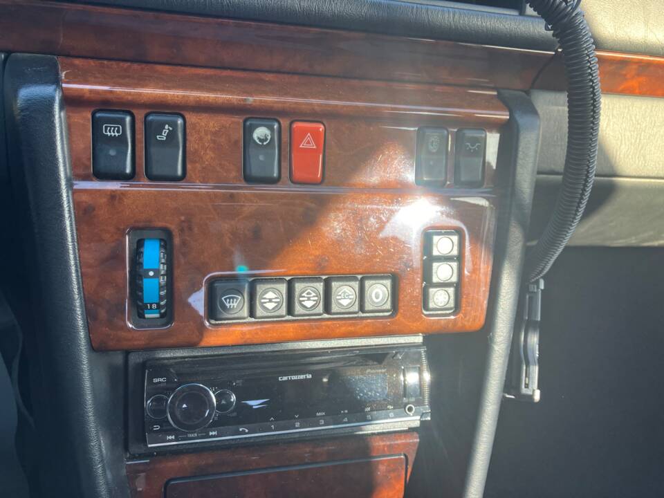 Immagine 17/44 di Mercedes-Benz E 500 (1993)