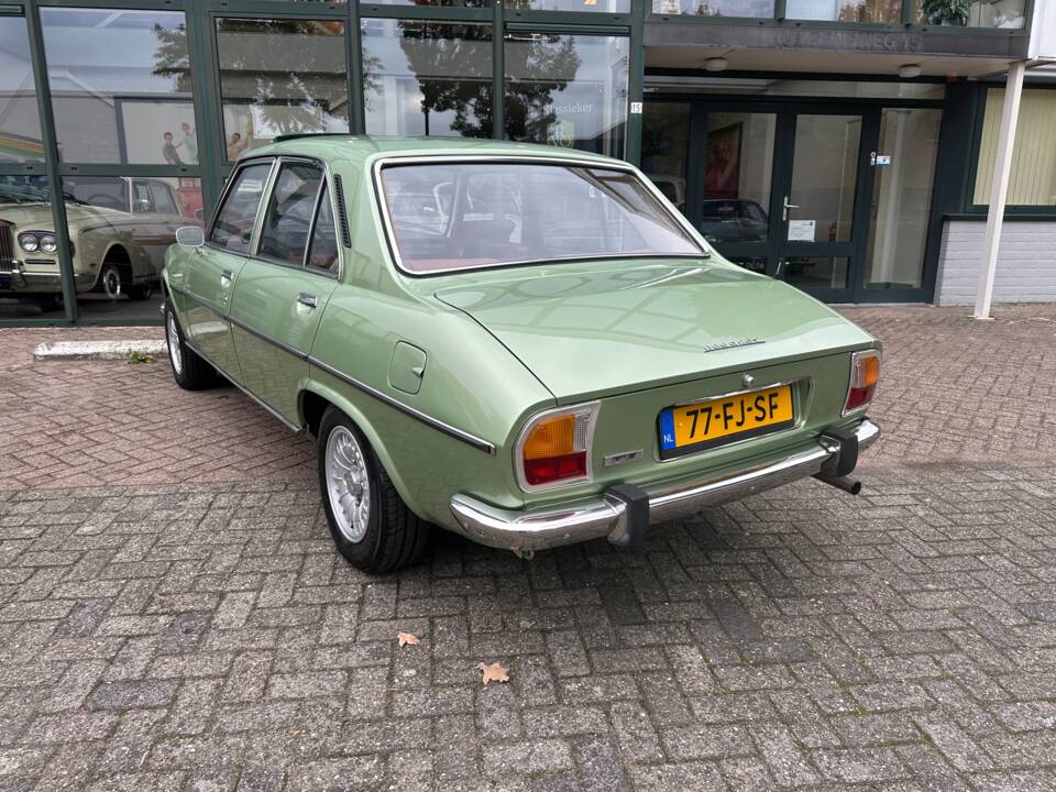 Image 28/80 of Peugeot 504 TI (1976)