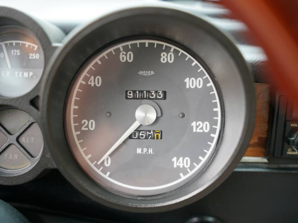 Bild 37/50 von Alfa Romeo 2000 GTV (1974)