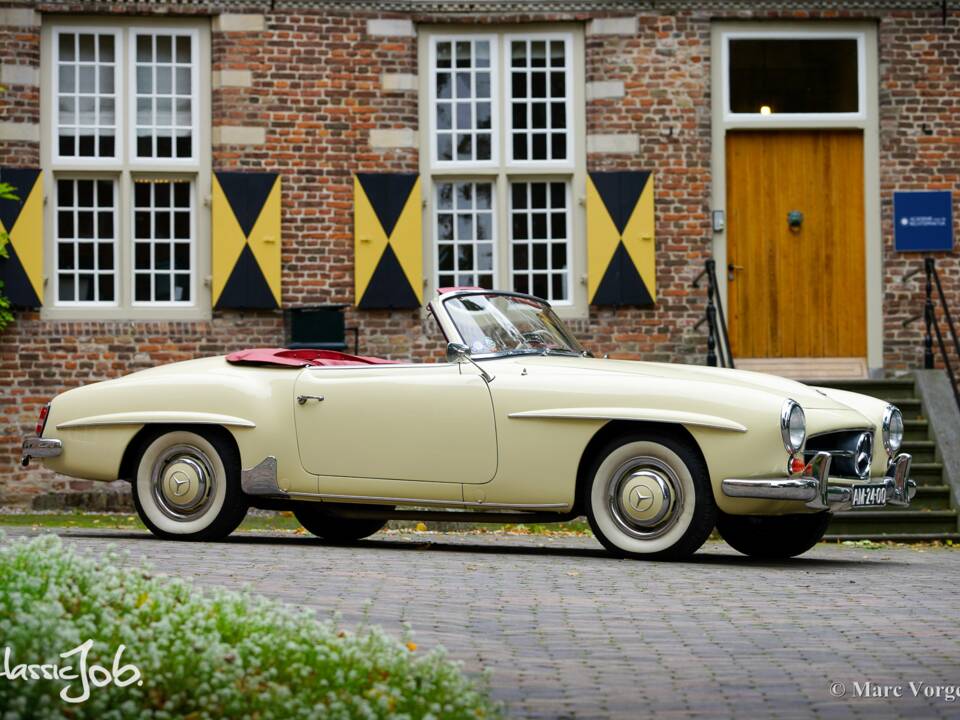 Image 23/61 of Mercedes-Benz 190 SL (1959)