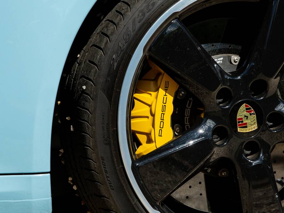 Image 43/48 of Porsche 911 Turbo S Exclusive (2017)
