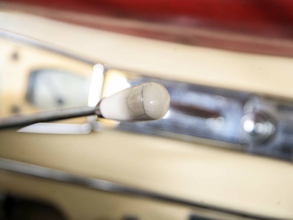 Image 28/50 of Borgward Isabella Coupe (1958)