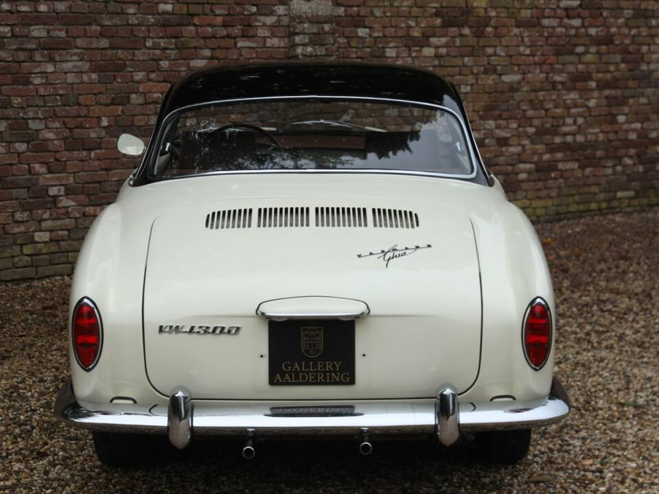 Image 28/50 of Volkswagen Karmann Ghia 1300 (1966)