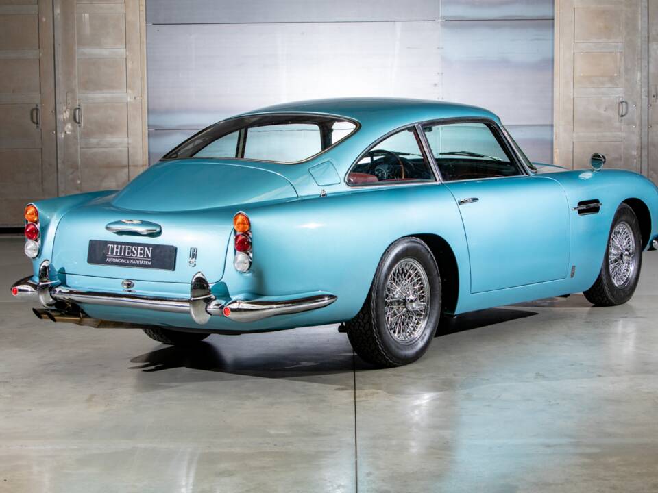 Image 6/22 of Aston Martin DB 5 (1964)