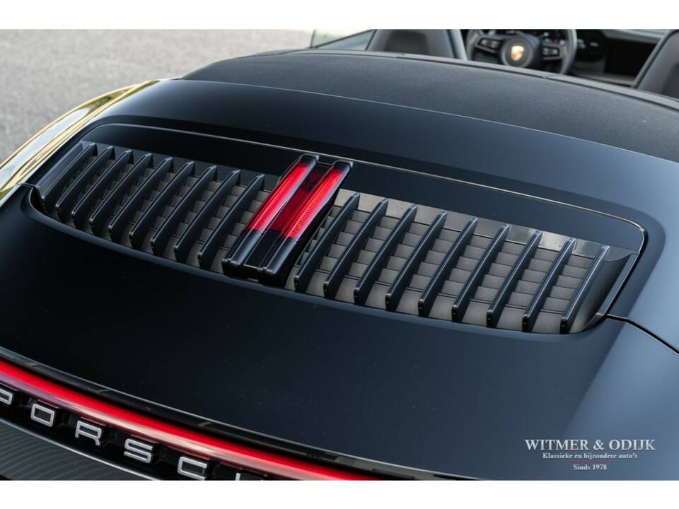 Image 39/44 of Porsche 911 Carrera (2020)