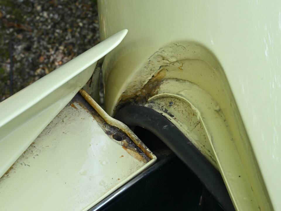 Bild 38/39 von Jaguar E-Type (2+2) (1970)