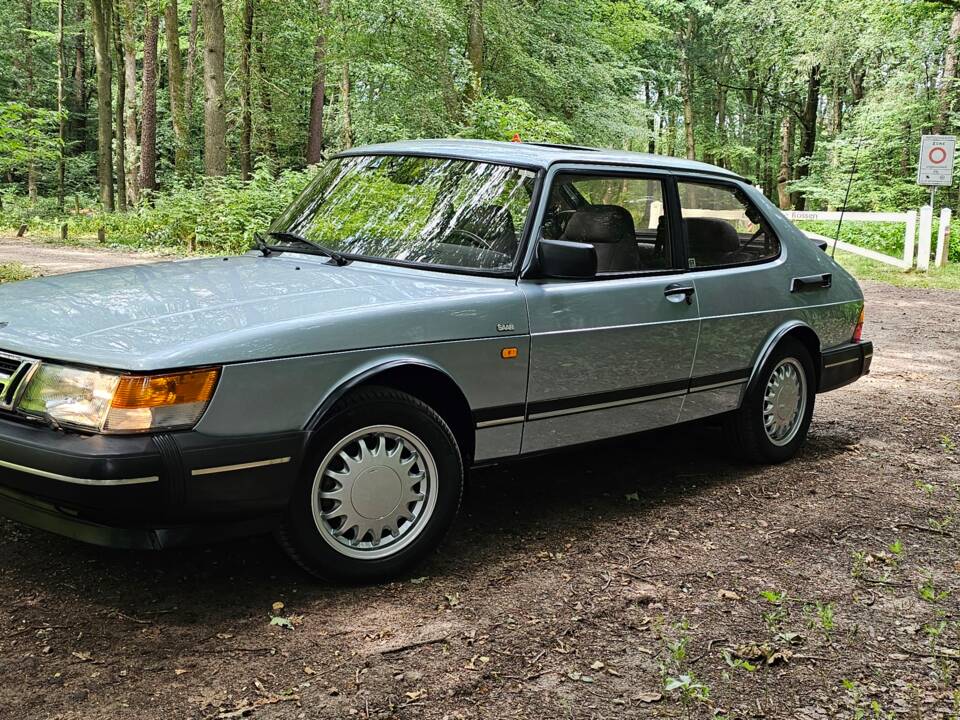 Image 2/22 of Saab 900 S (1992)
