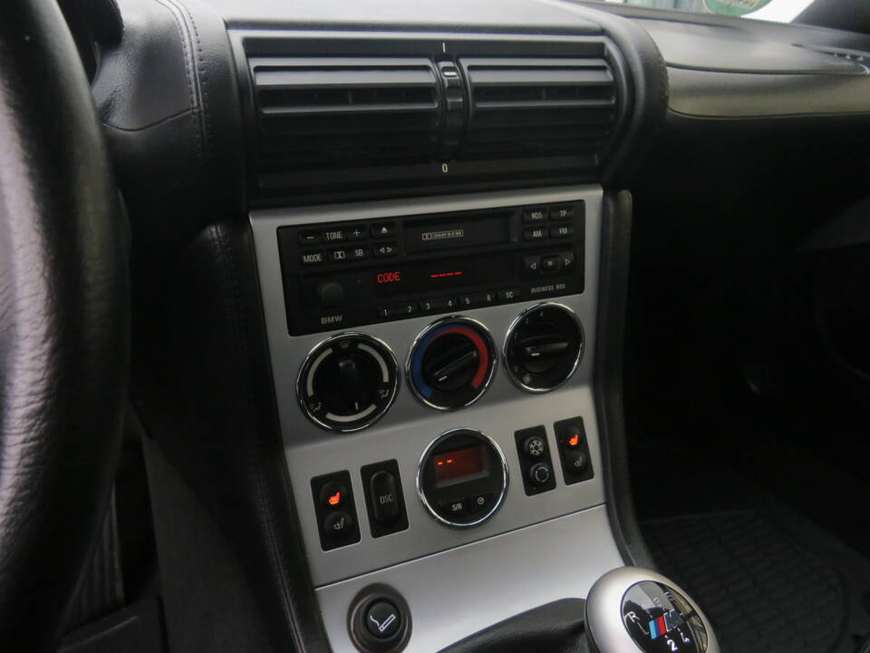 Afbeelding 19/38 van BMW Z3 Coupé 3.0 (2002)