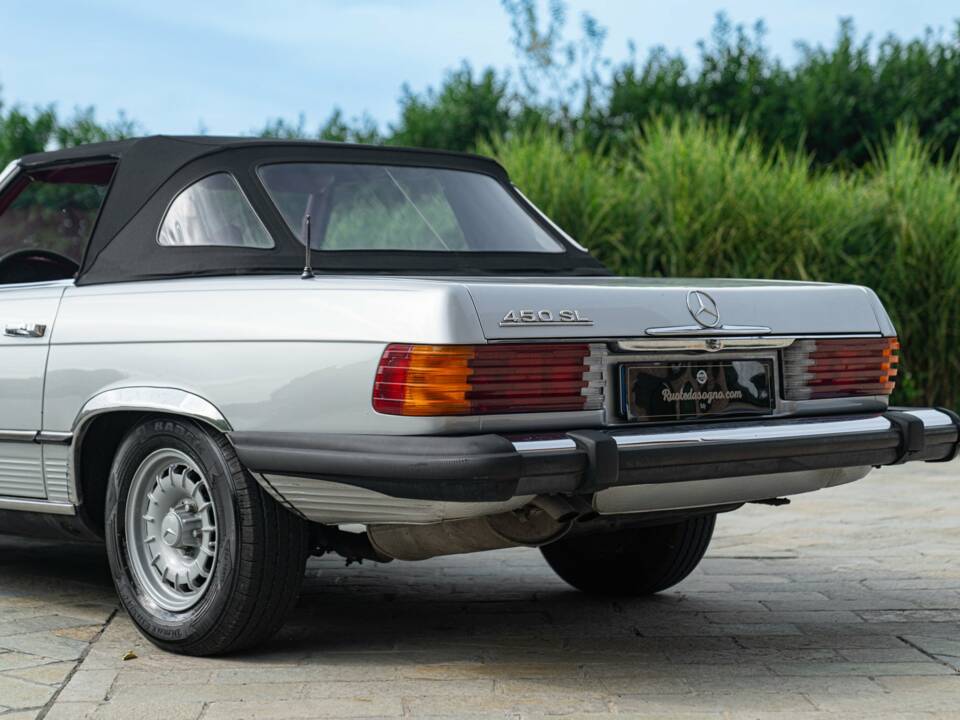 Image 16/50 de Mercedes-Benz 450 SL (1977)