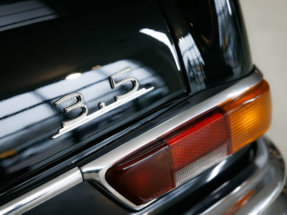 Image 31/32 of Mercedes-Benz 280 SE 3,5 (1971)