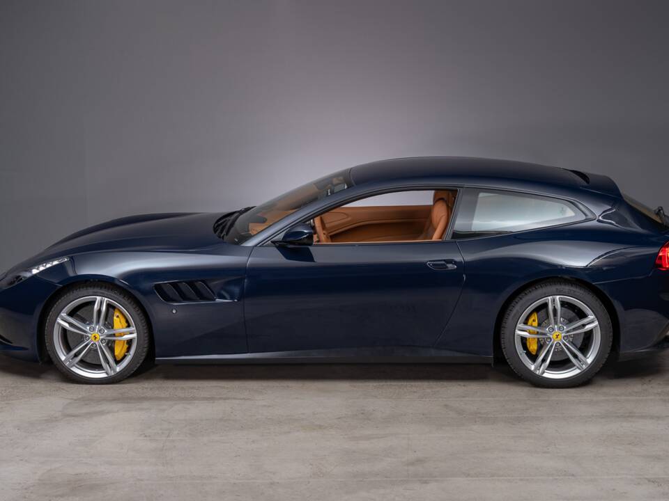 Bild 4/38 von Ferrari GTC4Lusso (2017)