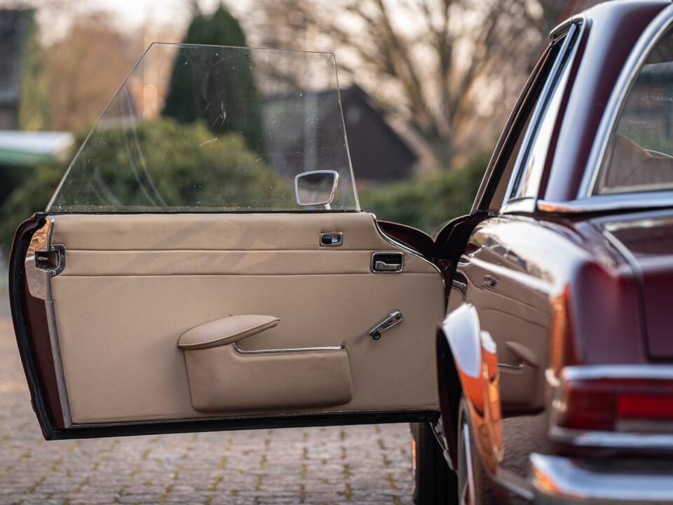 Image 23/70 de Mercedes-Benz 230 SL (1966)