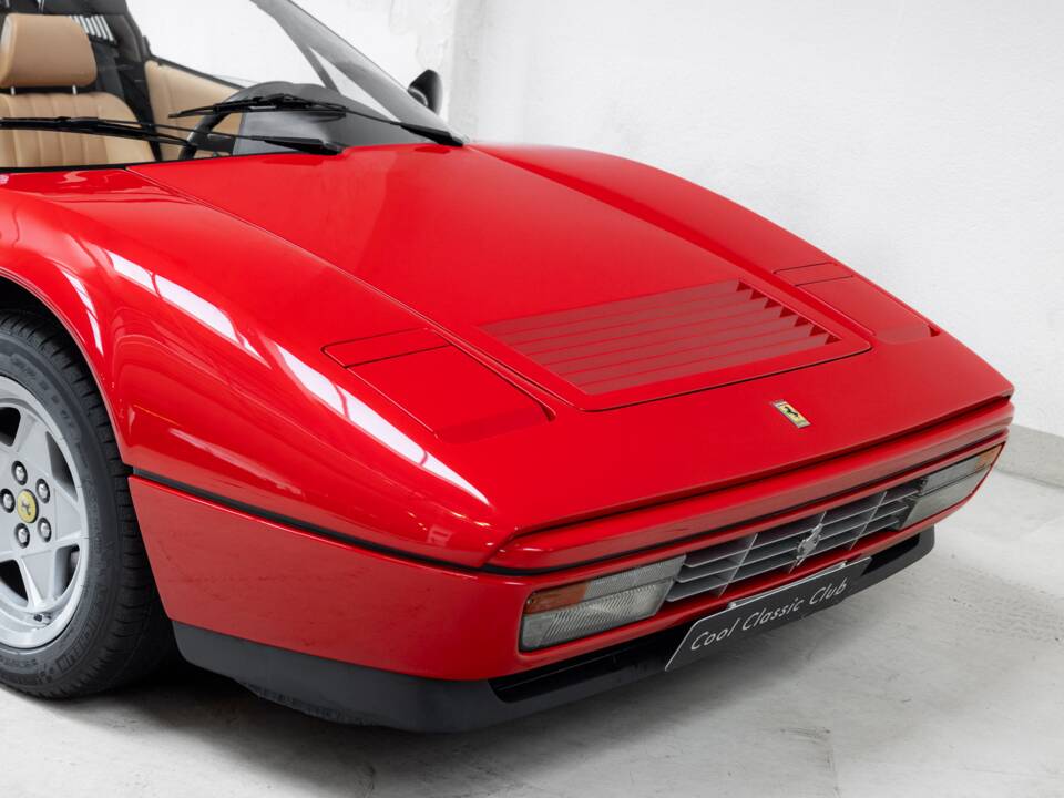 Bild 24/40 von Ferrari 328 GTS (1986)