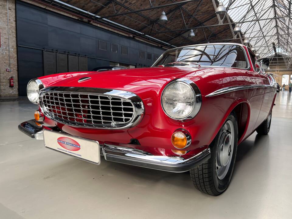 Immagine 2/28 di Volvo 1800 S (1965)