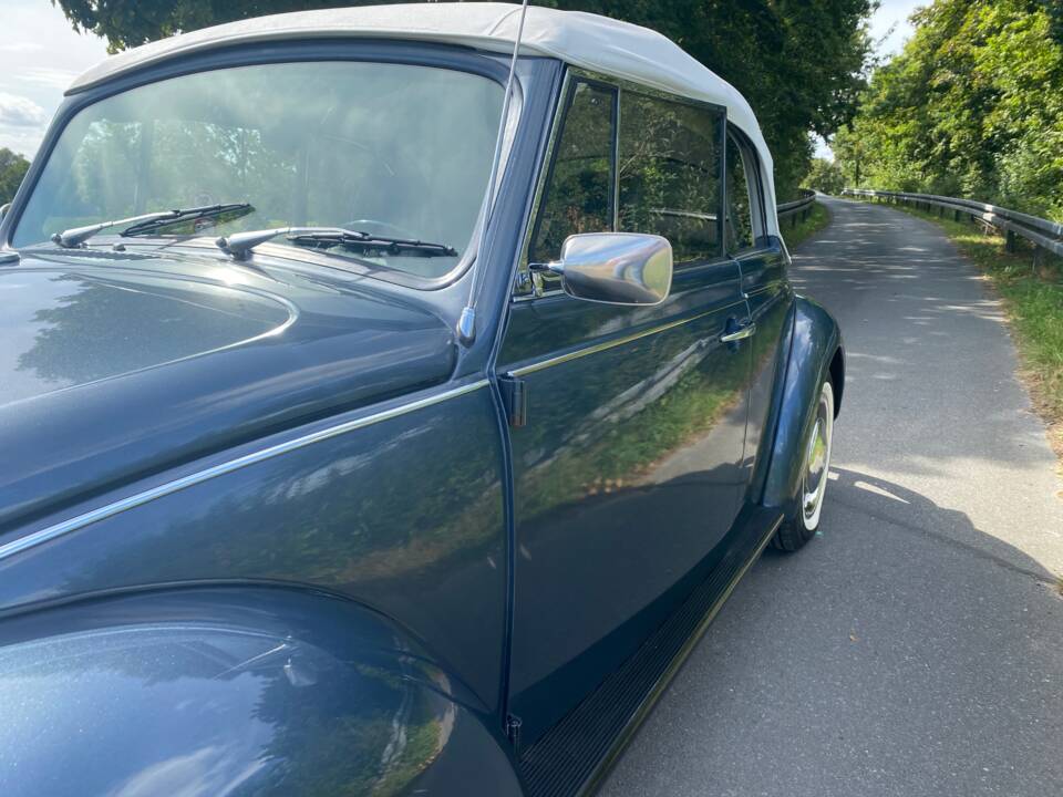 Bild 9/16 von Volkswagen Käfer 1302 LS (1972)