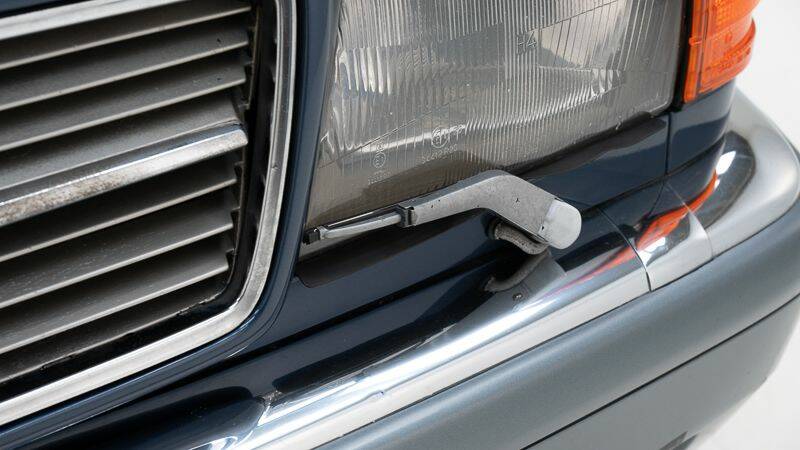 Image 15/15 of Mercedes-Benz 500 SEC (1987)