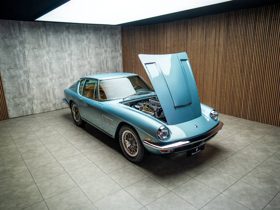 Image 80/97 of Maserati Mistral 3700 (1965)