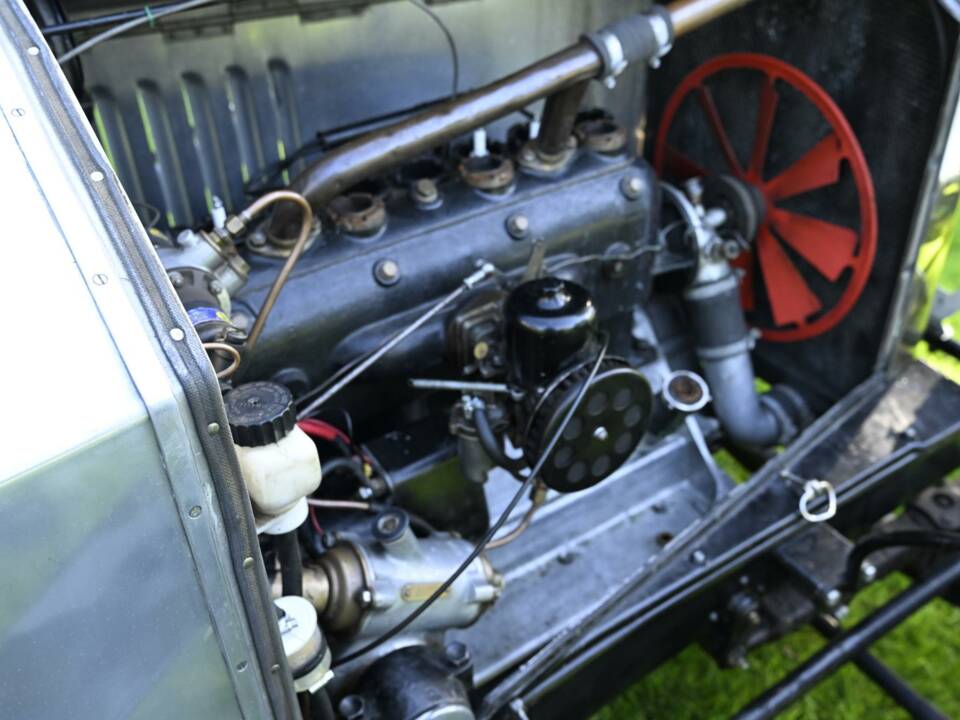 Bild 35/50 von Vauxhall 30/98 E (1921)