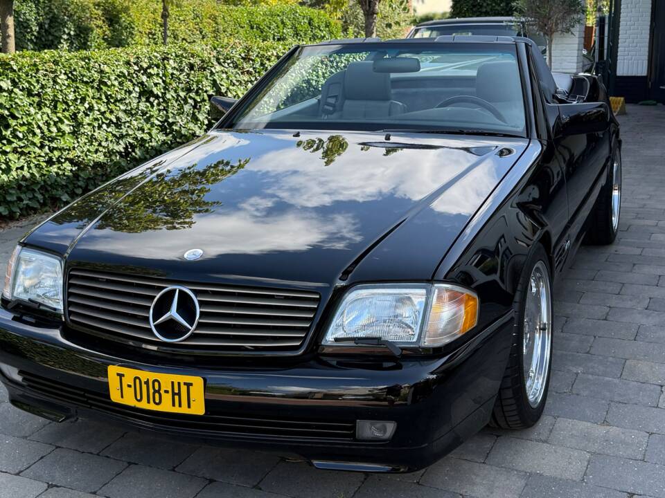 Imagen 1/11 de Mercedes-Benz SL 600 (1995)