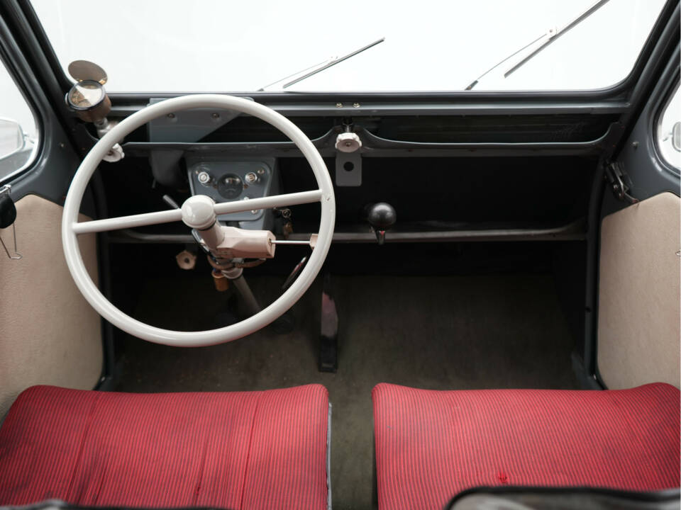 Image 9/28 de Citroën 2 CV  AZL (1958)