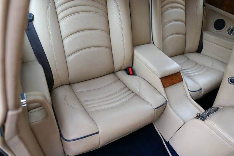 Image 48/50 of Bentley Continental T (1998)