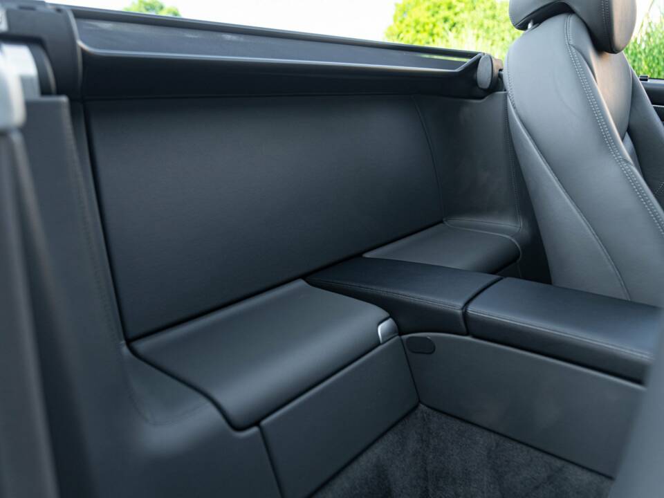 Image 47/50 of Mercedes-Benz SL 350 (2005)