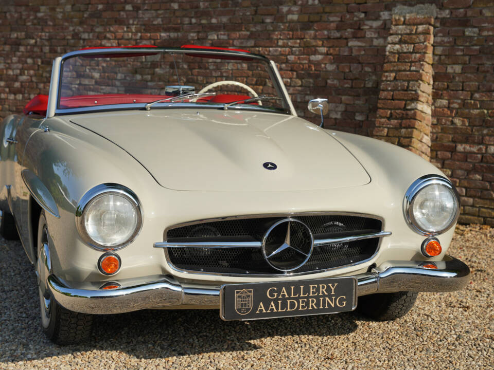 Image 47/50 of Mercedes-Benz 190 SL (1962)