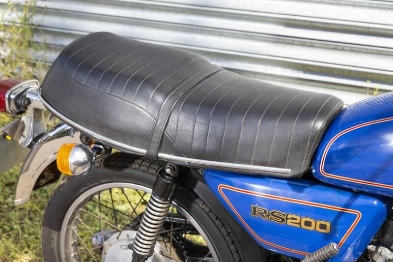 Image 11/20 of Yamaha DUMMY (1981)