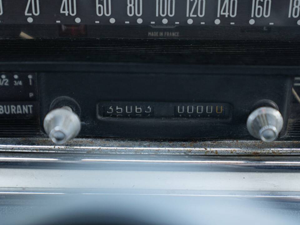 Image 20/29 of Peugeot 404 Coupé (1966)