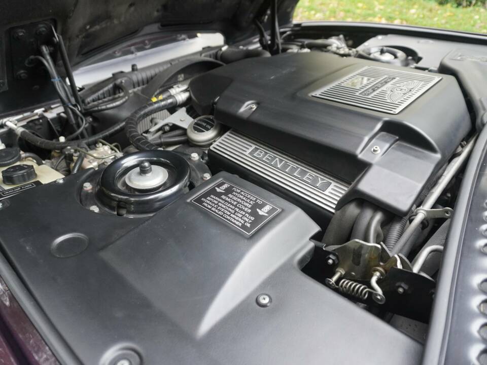 Bild 16/18 von Bentley Continental R Mulliner (2000)