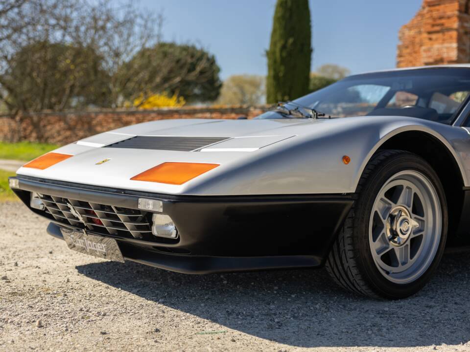 Bild 15/84 von Ferrari 512 BBi (1982)
