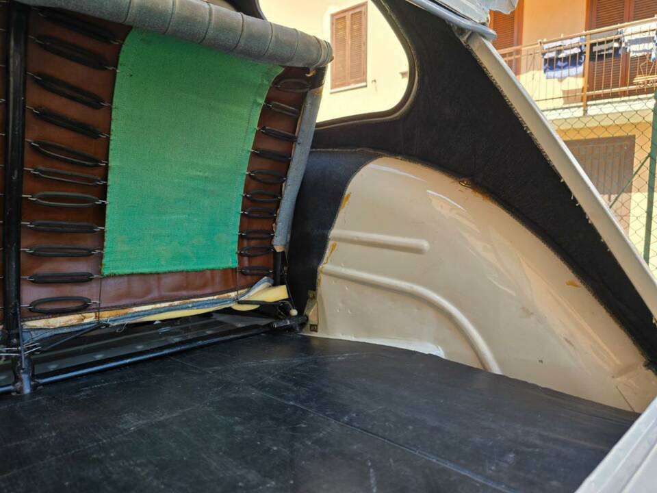 Image 49/50 of Citroën 2 CV 6 (1991)