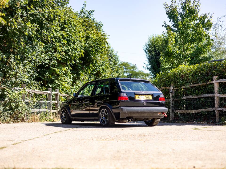 Bild 26/50 von Volkswagen Golf II GTi 1.8 (1991)