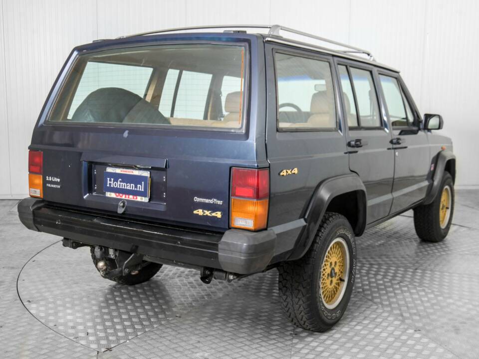 Bild 23/50 von Jeep Cherokee 2.8L V6 (1986)