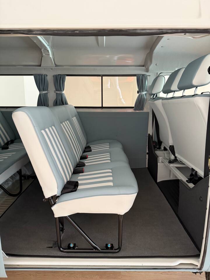 Bild 8/14 von Volkswagen T2c Kombi &quot;Last Edition&quot; (2013)