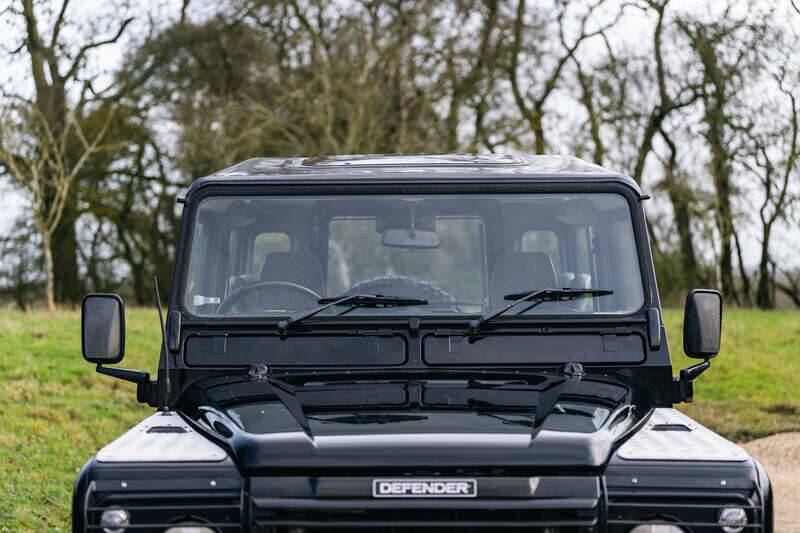 Immagine 25/50 di Land Rover Defender 90 Td5 (2002)