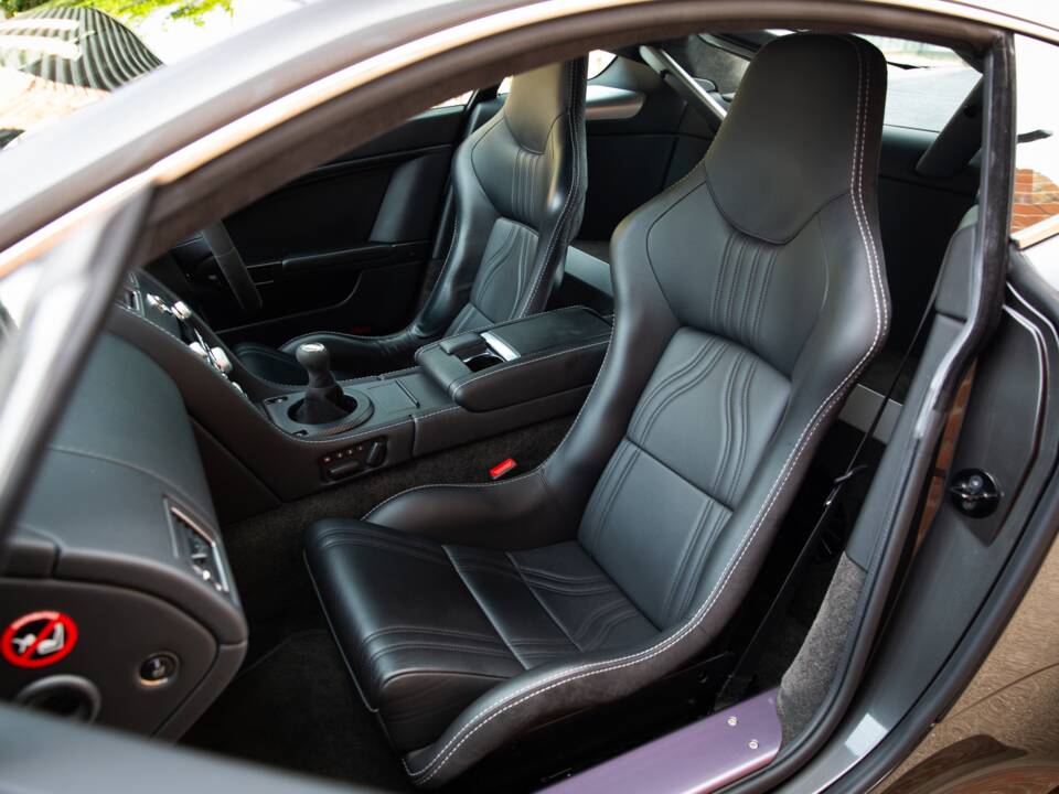 Bild 7/84 von Aston Martin V12 Vantage (2010)