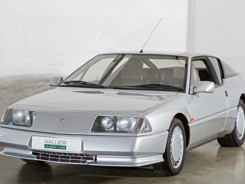 Bild 1/32 von Alpine GTA V6 Turbo (1986)