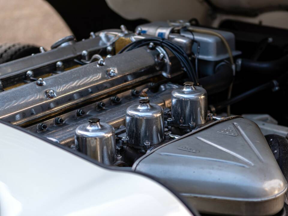 Imagen 21/50 de Jaguar E-Type 4.2 (1965)