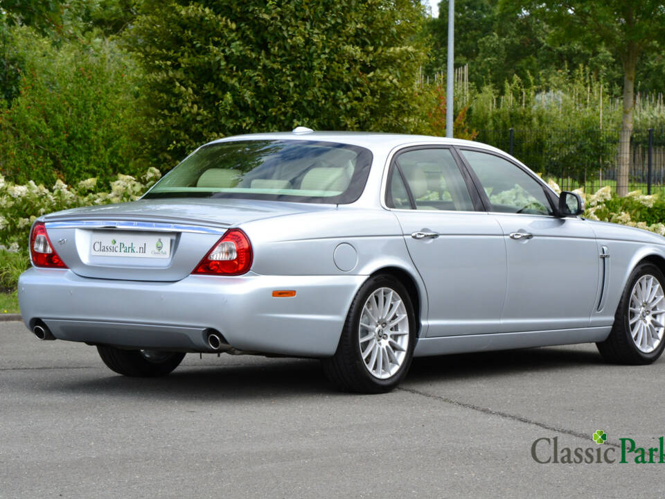 Afbeelding 5/46 van Jaguar XJ 8 3.5 (2007)