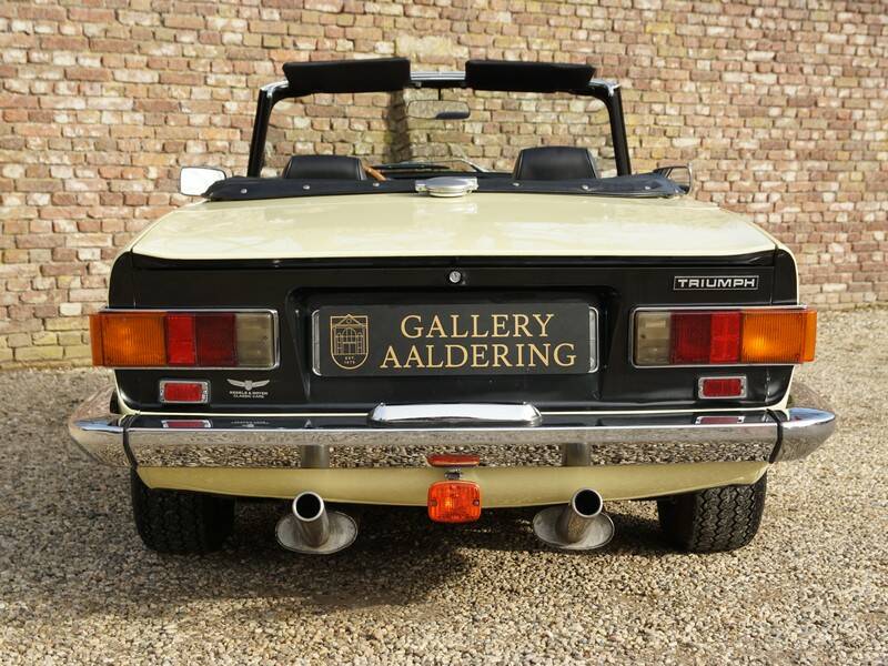 Image 44/50 of Triumph TR 6 (1971)