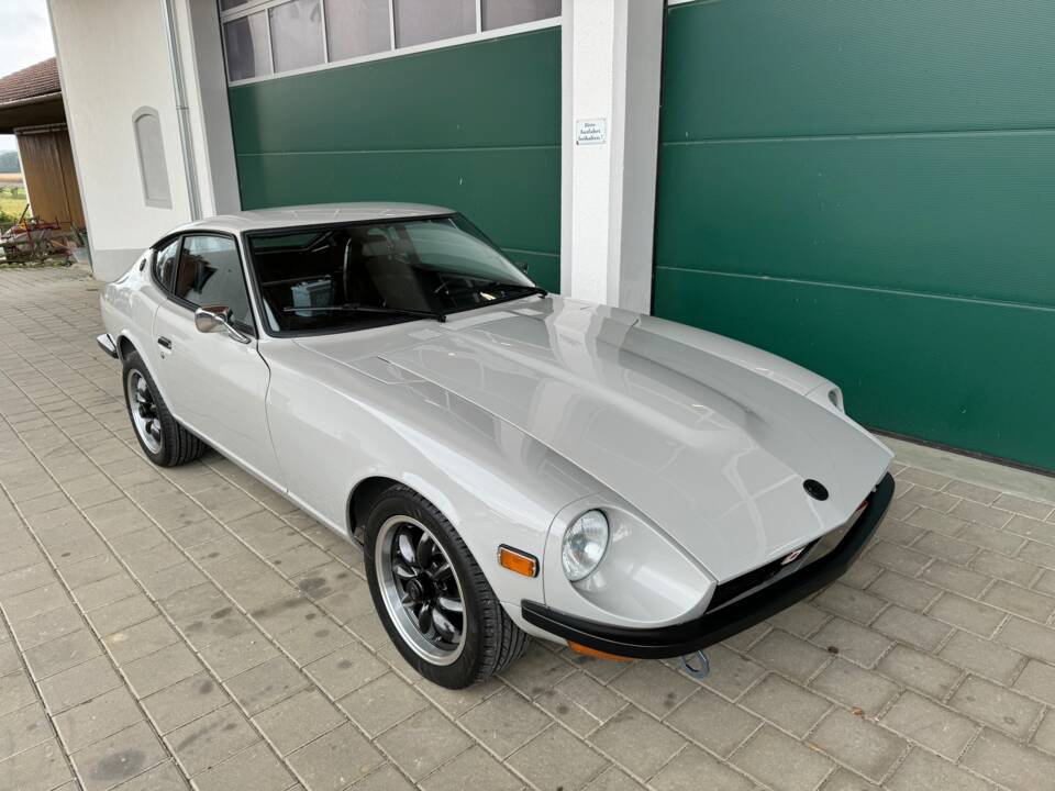 Image 2/34 de Datsun 240 Z (1972)