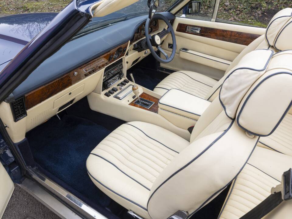 Bild 27/29 von Aston Martin V8 Volante (1980)