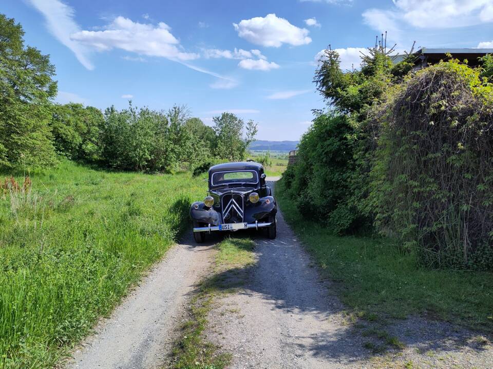 Bild 2/34 von Citroën Traction Avant 11 BL (1955)