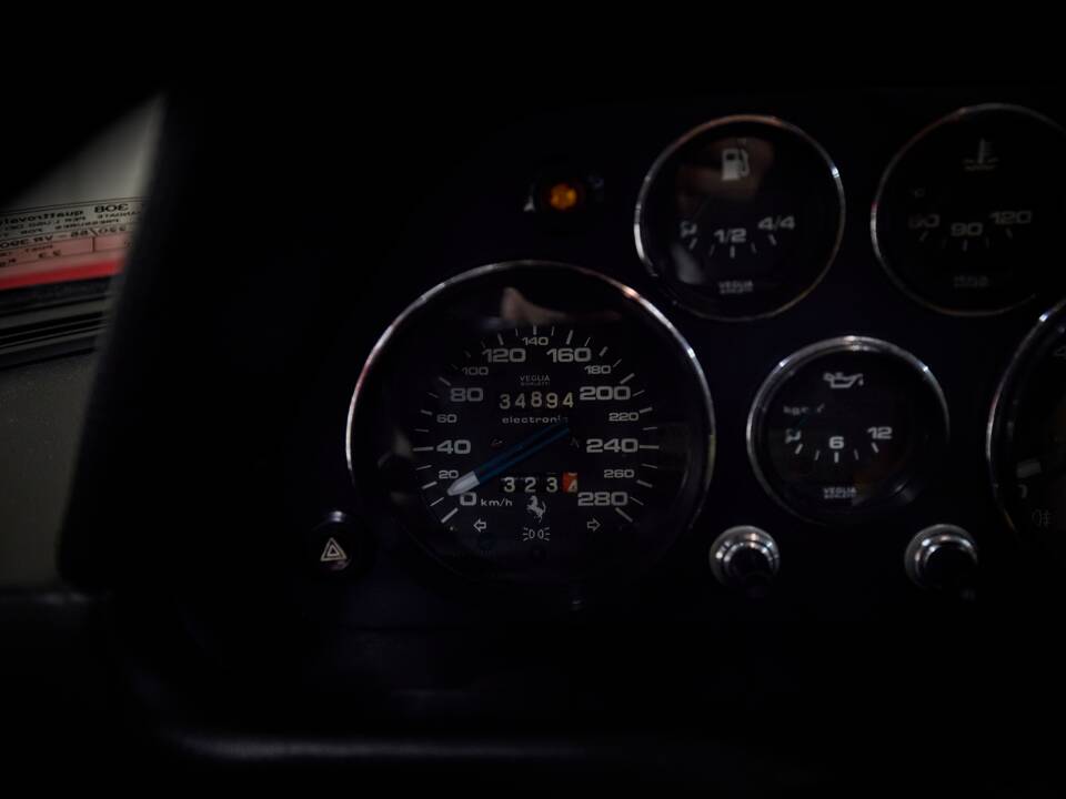 Image 96/100 of Ferrari 308 GTB Quattrovalvole (1983)