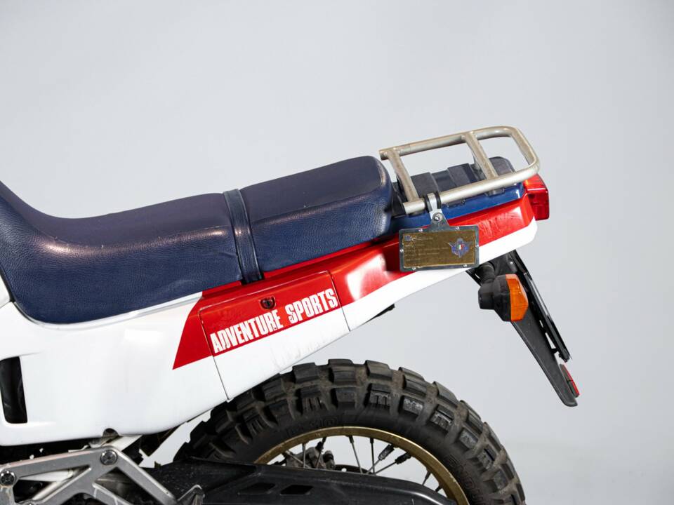 Bild 23/50 von Honda DUMMY (1989)