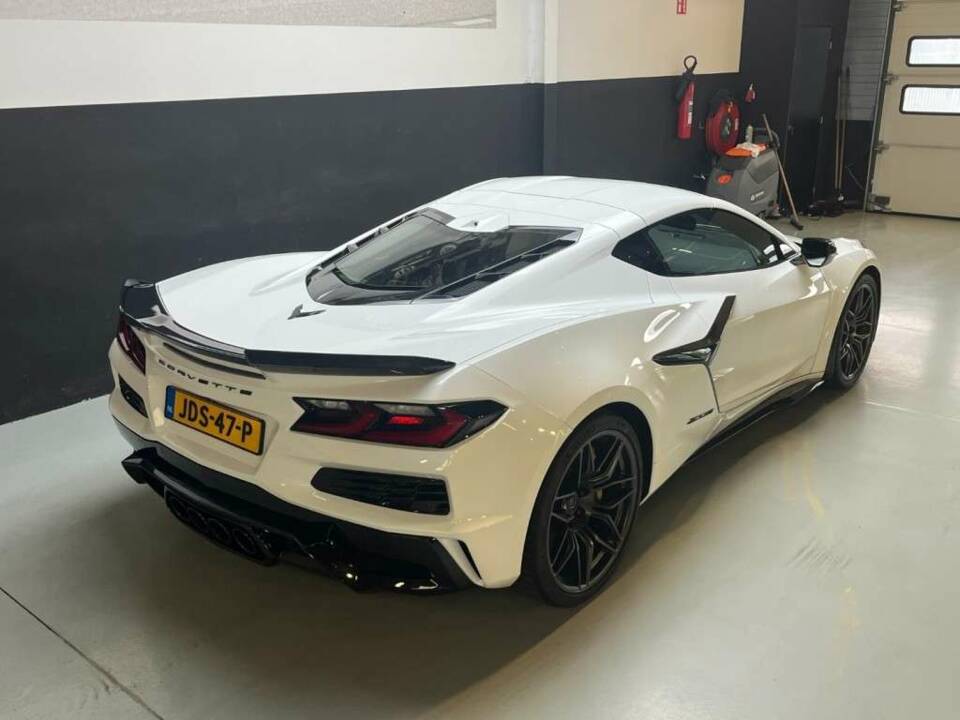 Image 39/50 of Chevrolet Corvette Z06 (2024)