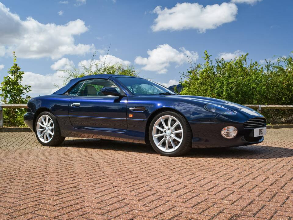 Bild 35/50 von Aston Martin DB 7 Vantage Volante (2001)